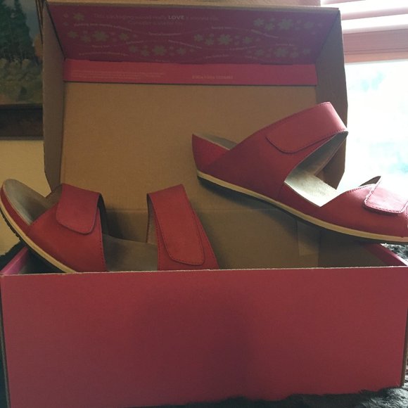 Dansko Shoes - dansko sandals
